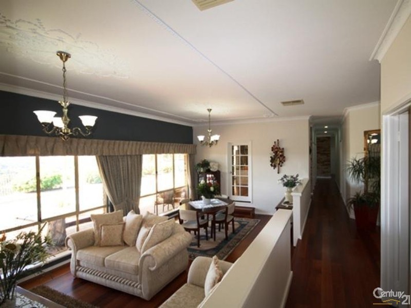 12 Rushton Terrace, Mount Nasura WA 6112