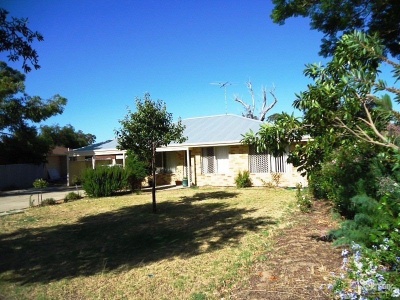 2 Grimsel Court, Coodanup WA 6210