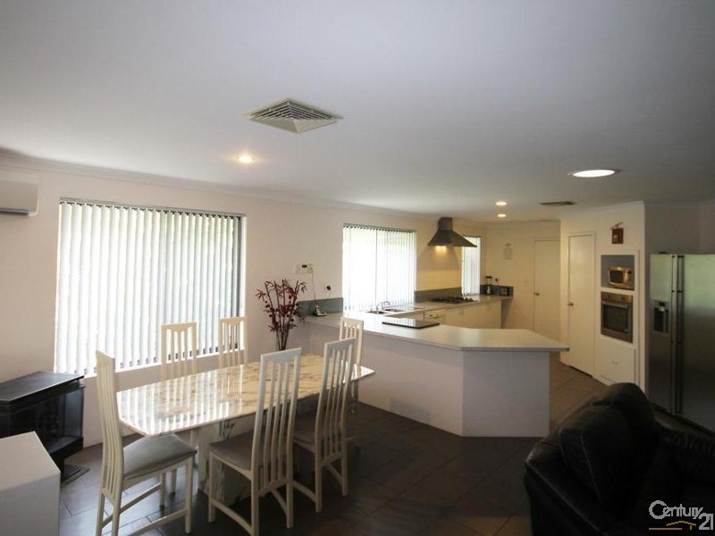 1 Waterview Parade, Southern River WA 6110