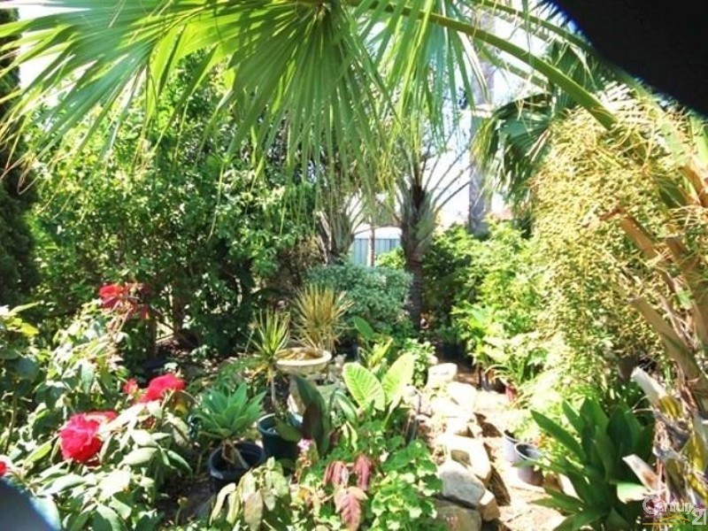 5 Briggs Place, Armadale WA 6112