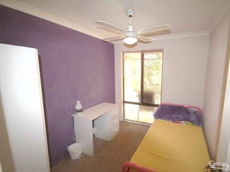 5 Briggs Place, Armadale WA 6112