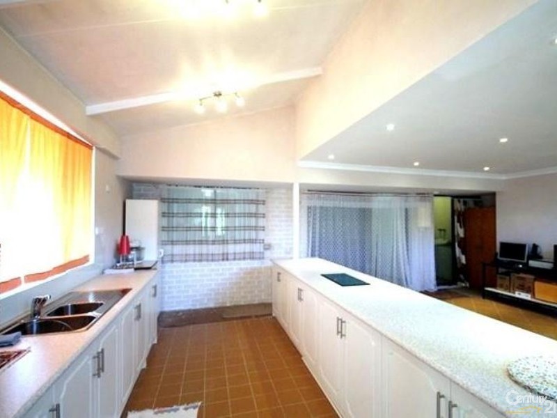 5 Briggs Place, Armadale WA 6112