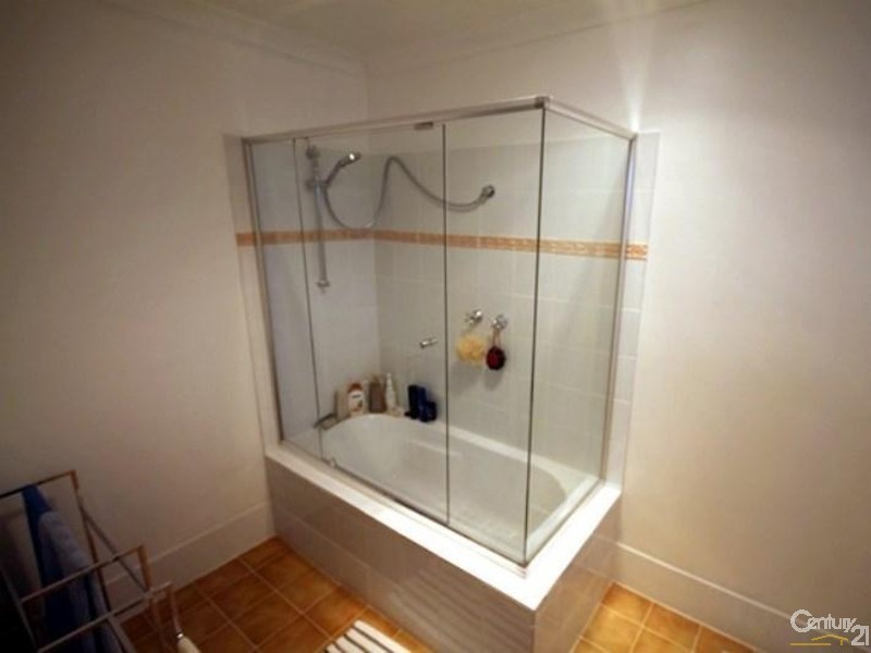 5 Briggs Place, Armadale WA 6112