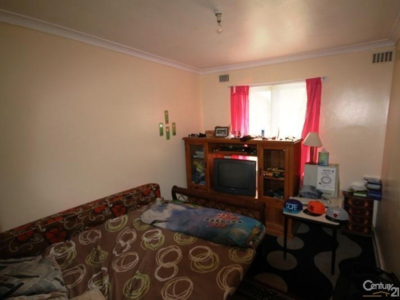 24  Neilson Avenue, Armadale WA 6112