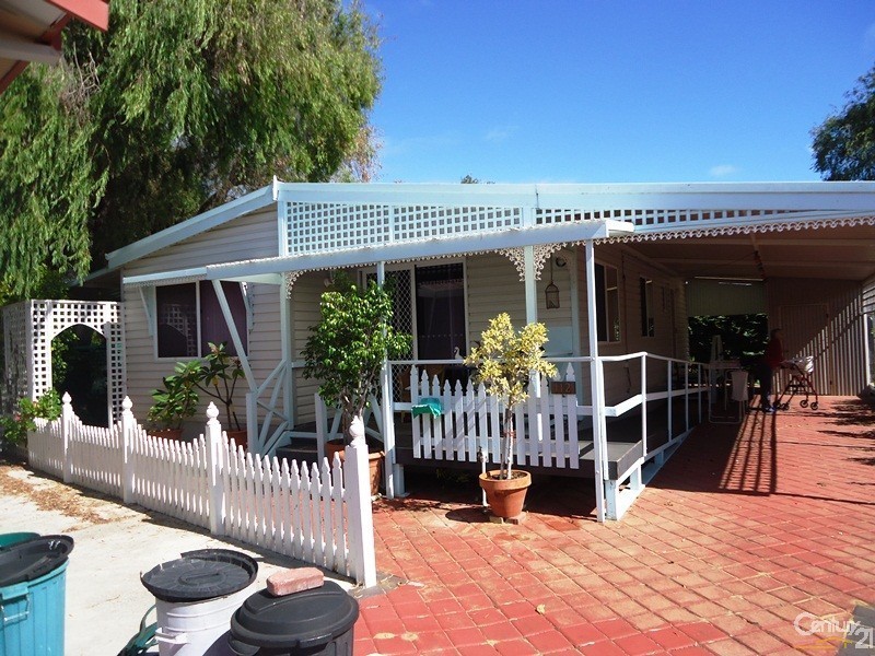 112 37 Fisher Street, Rockingham WA 6168