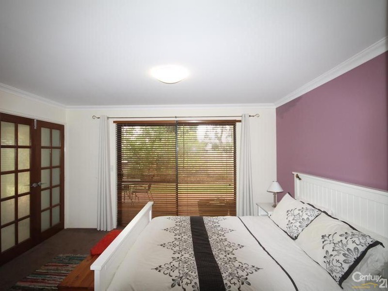 6 Westville Mews, Piara Waters WA 6112