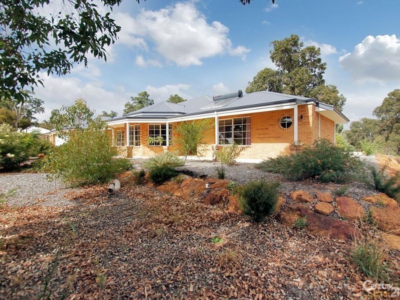 7 Vellender Road, Bedfordale WA 6112