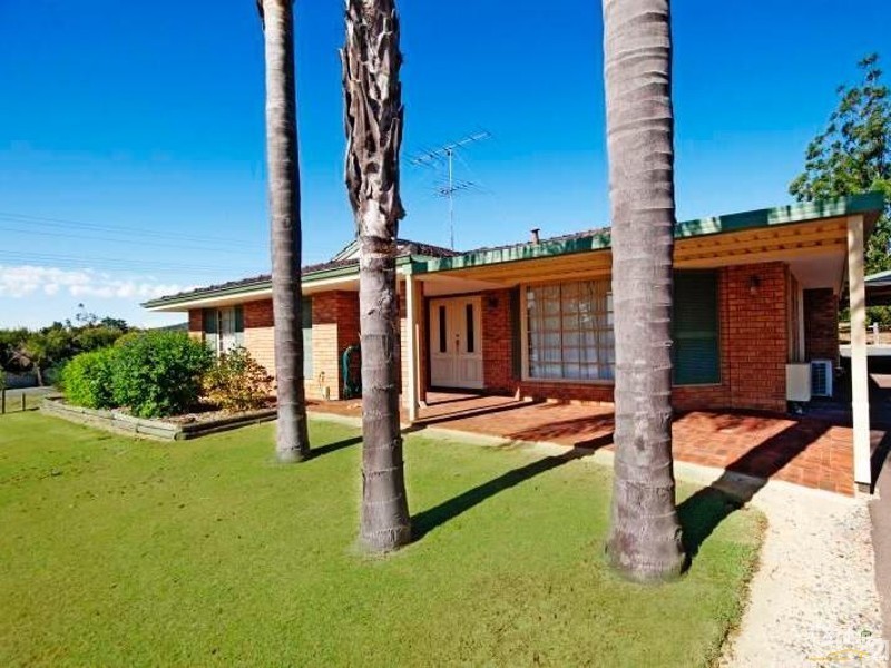 255 Maree Close, Byford WA 6122