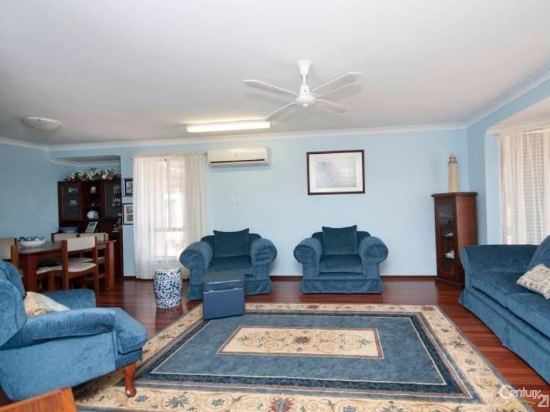 255 Maree Close, Byford WA 6122