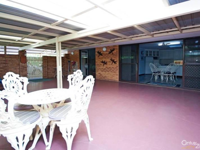 255 Maree Close, Byford WA 6122