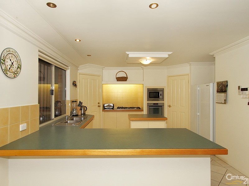 2 Sanctuary Court, Roleystone WA 6111