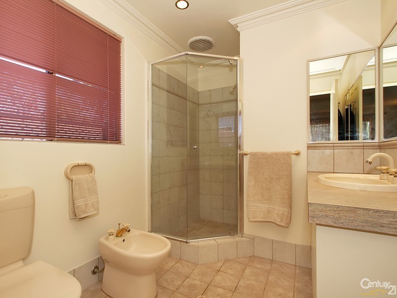 2 Sanctuary Court, Roleystone WA 6111
