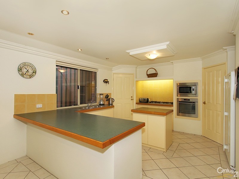 2 Sanctuary Court, Roleystone WA 6111
