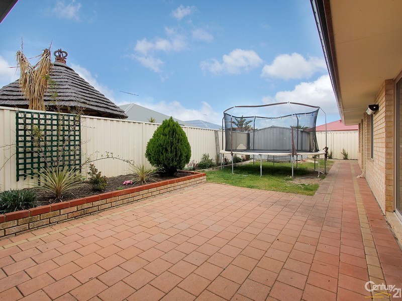 10 Hogan Place, Southern River WA 6110