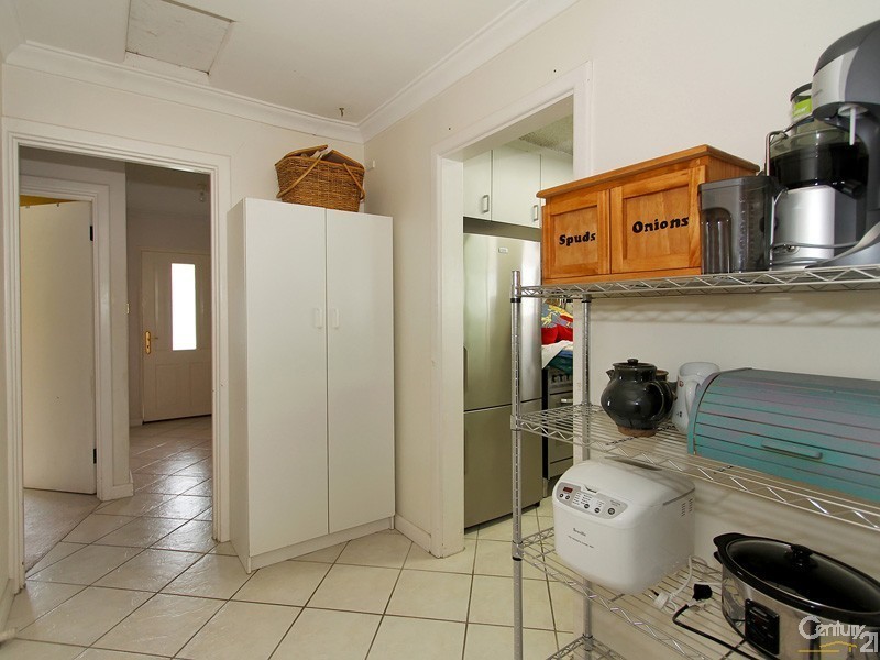 195 Brookton Highway, Kelmscott WA 6111