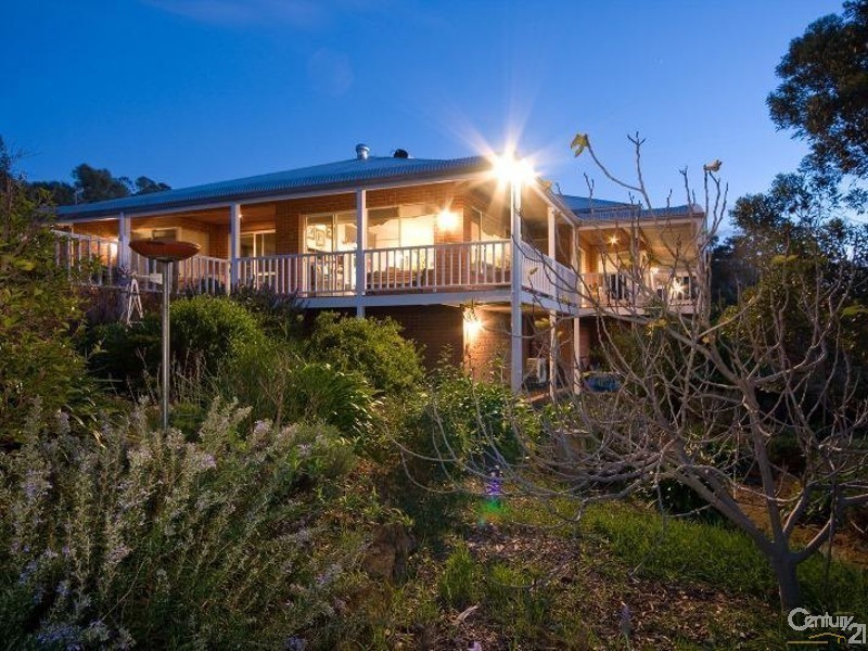 61 Locke View, Bedfordale WA 6112