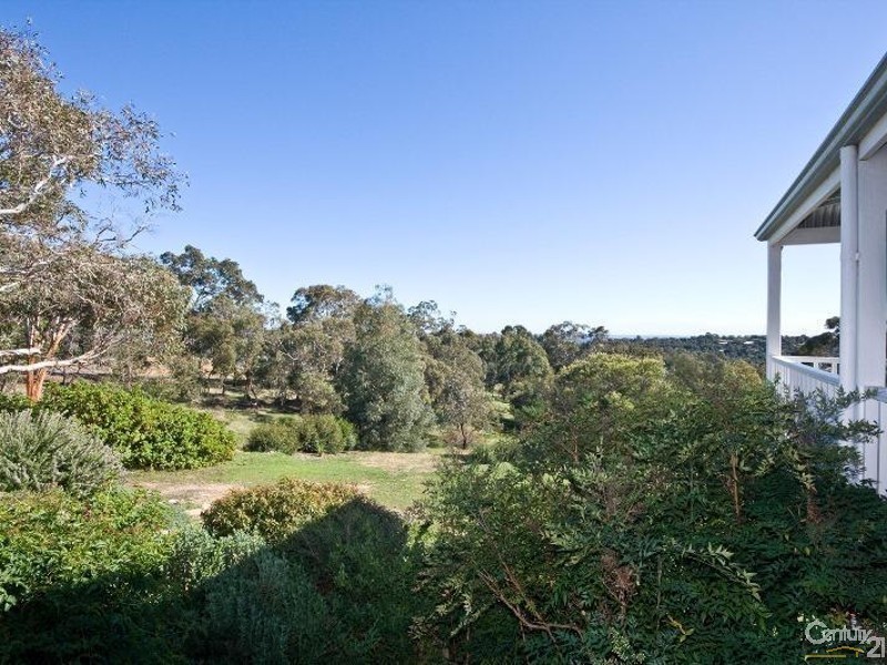 61 Locke View, Bedfordale WA 6112