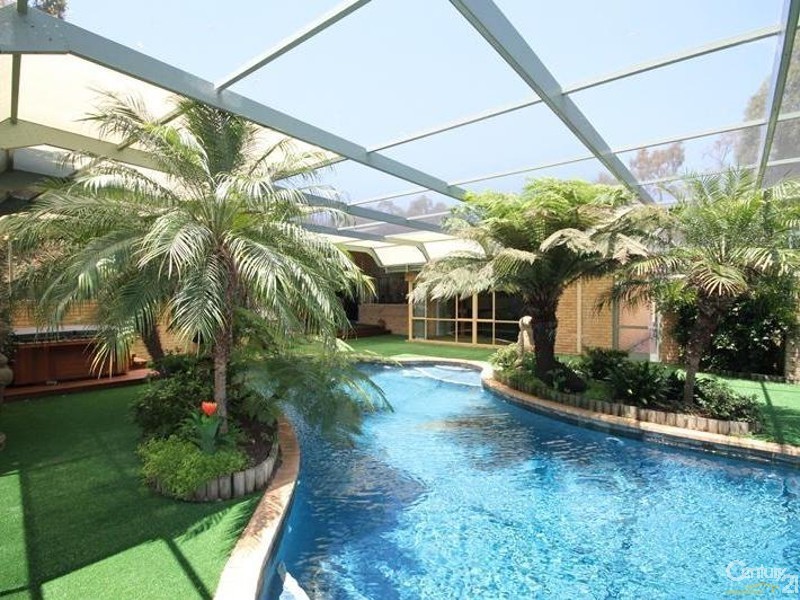 3 Stevens Road, Bedfordale WA 6112