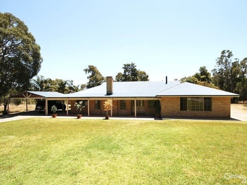 3 Stevens Road, Bedfordale WA 6112