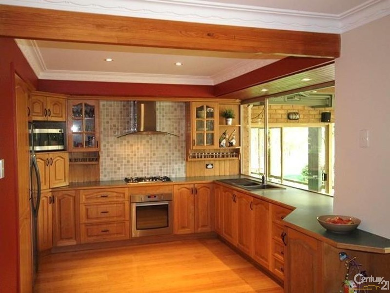 3 Stevens Road, Bedfordale WA 6112