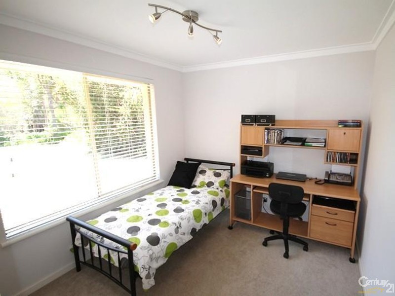 3 Stevens Road, Bedfordale WA 6112