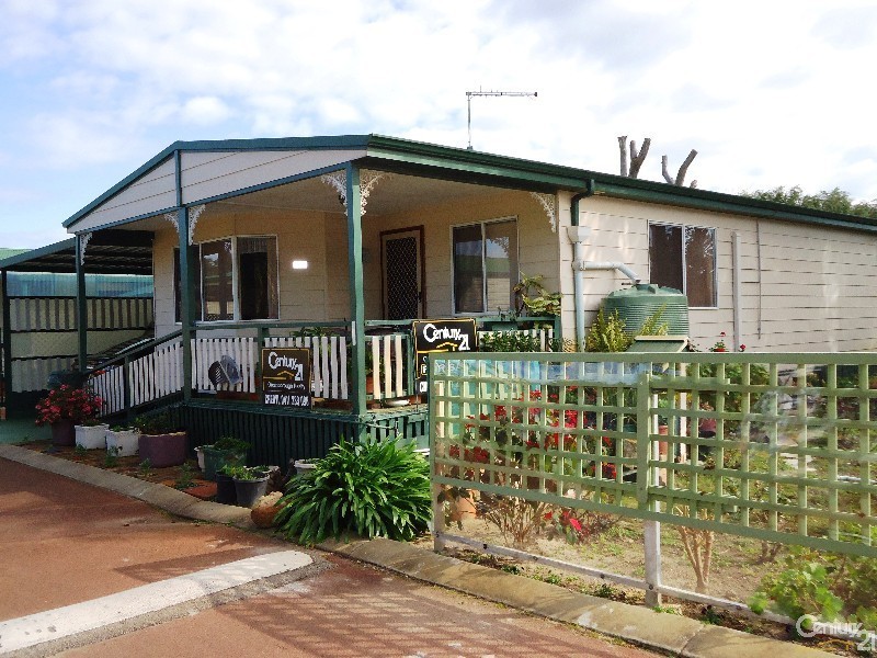 162 37 Fisher Street, Rockingham WA 6168