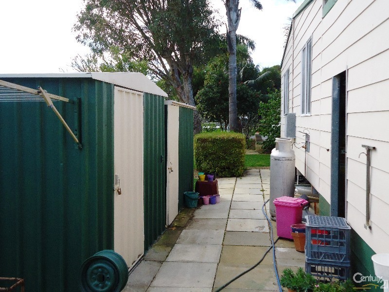 162 37 Fisher Street, Rockingham WA 6168