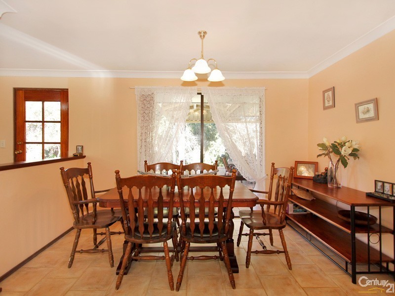 96 Amethyst Crescent, Mount Richon WA 6112