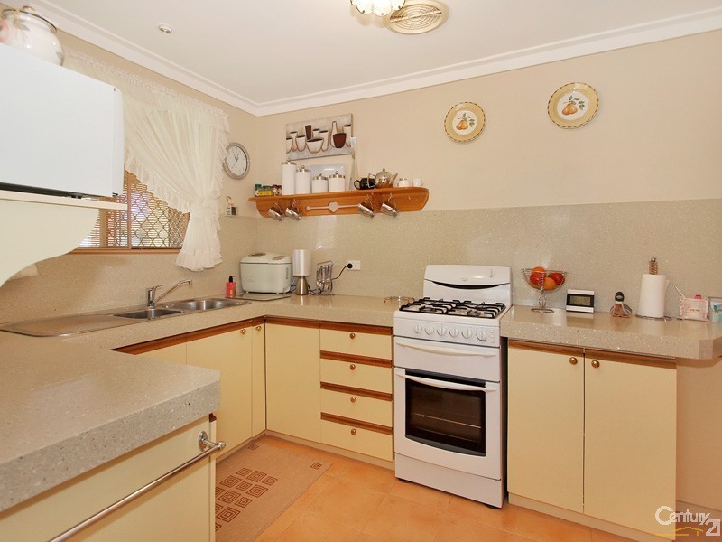 35 Dawson Street, Armadale WA 6112