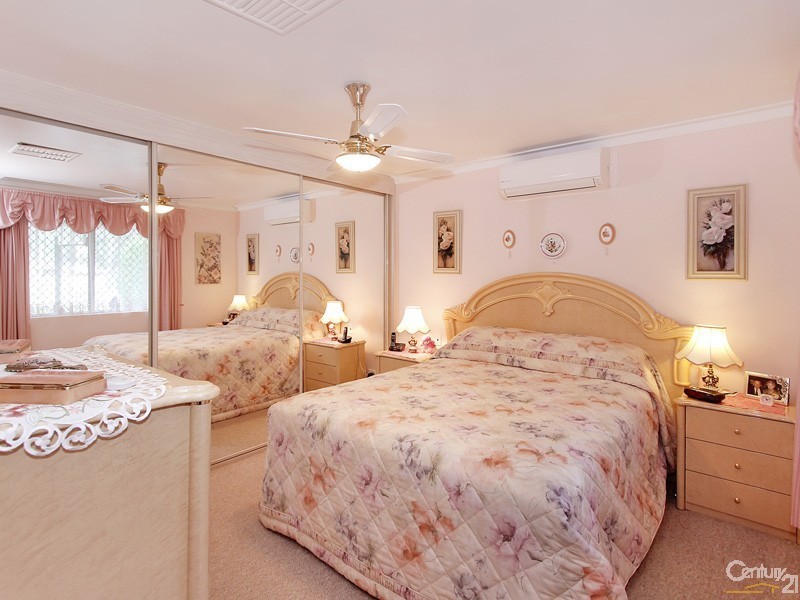 35 Dawson Street, Armadale WA 6112