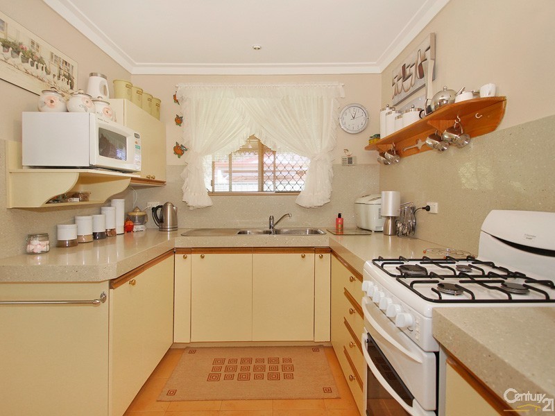 35 Dawson Street, Armadale WA 6112