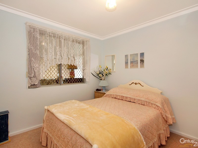 35 Dawson Street, Armadale WA 6112