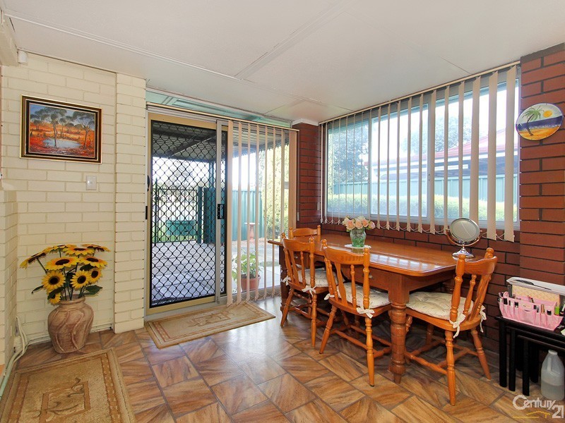 35 Dawson Street, Armadale WA 6112