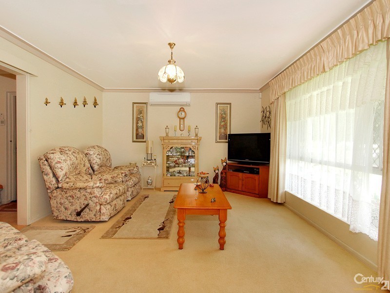 35 Dawson Street, Armadale WA 6112