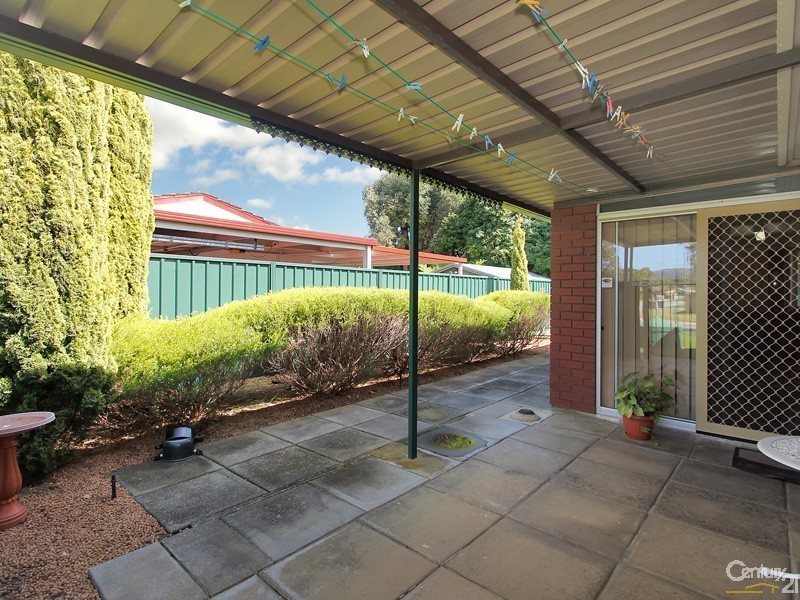 35 Dawson Street, Armadale WA 6112