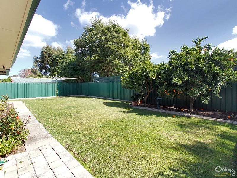 35 Dawson Street, Armadale WA 6112