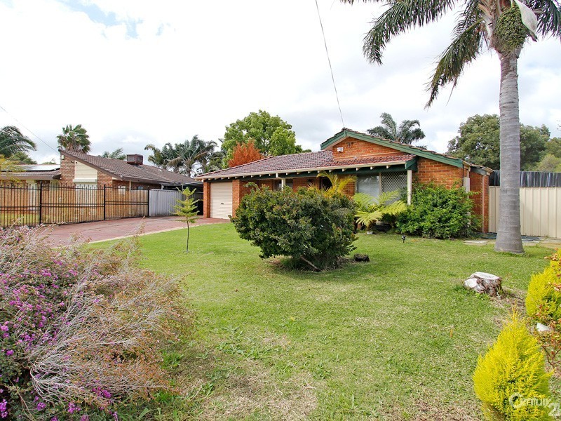 3 Citron Court, Seville Grove WA 6112