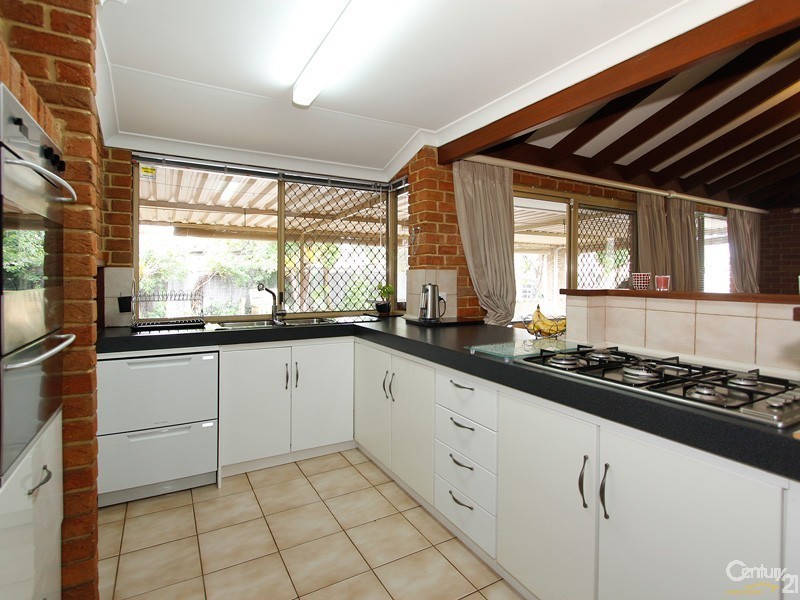 3 Citron Court, Seville Grove WA 6112