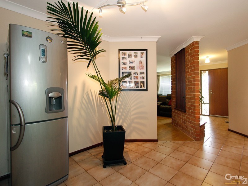 3 Citron Court, Seville Grove WA 6112