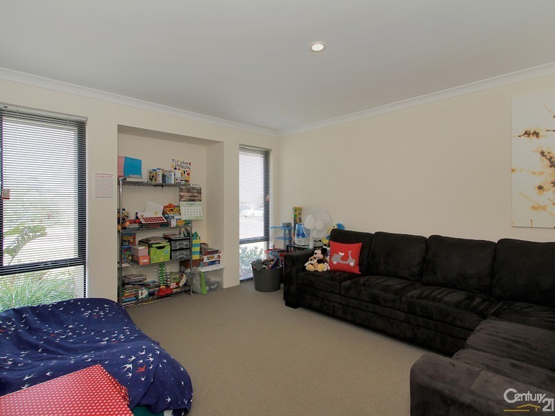 49 Kilkenny Loop, Brookdale WA 6112