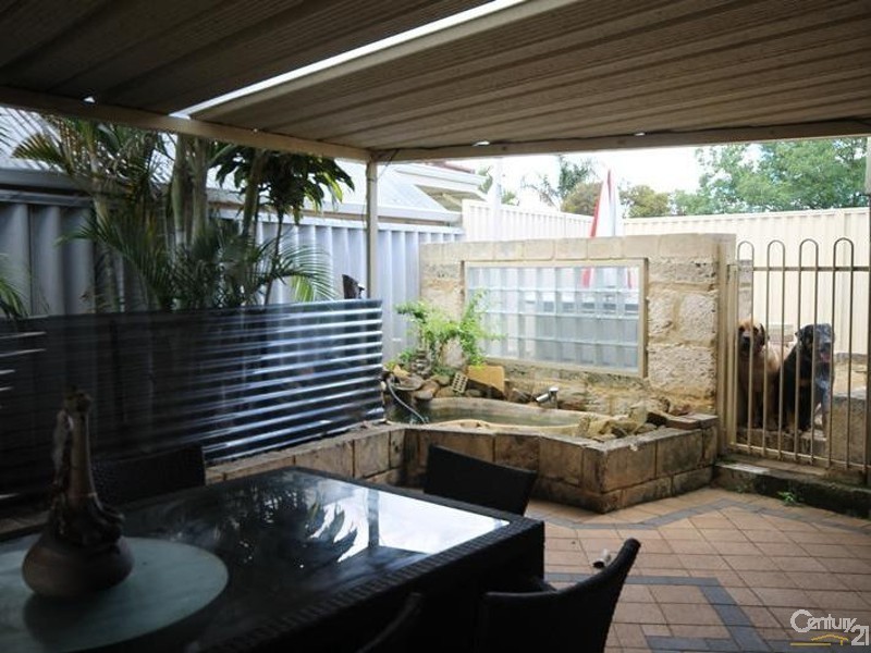 14 Chisholm Circle, Seville Grove WA 6112