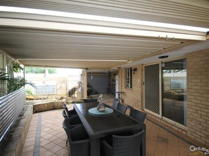 14 Chisholm Circle, Seville Grove WA 6112