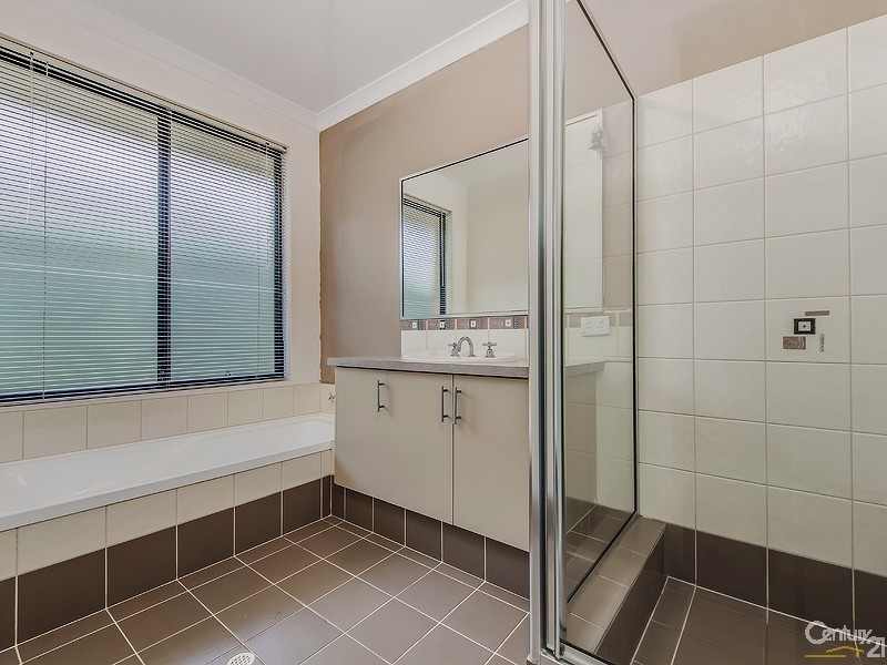 54 Tryall Avenue, Port Kennedy WA 6172