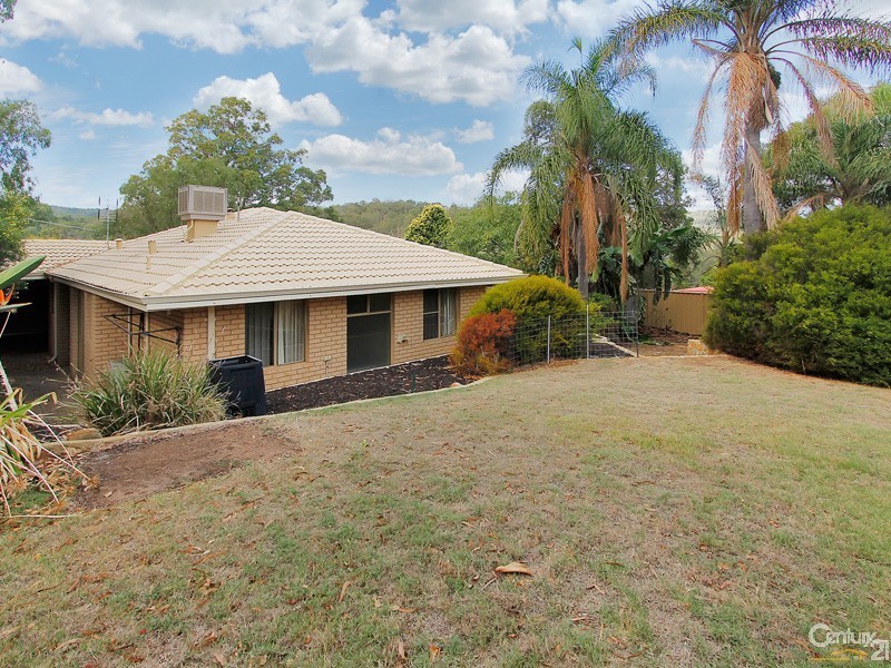 20 Carawatha Avenue, Mount Nasura WA 6112