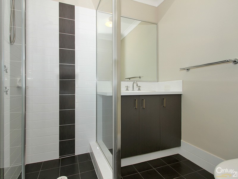 1/49 Schruth Street, Kelmscott WA 6111