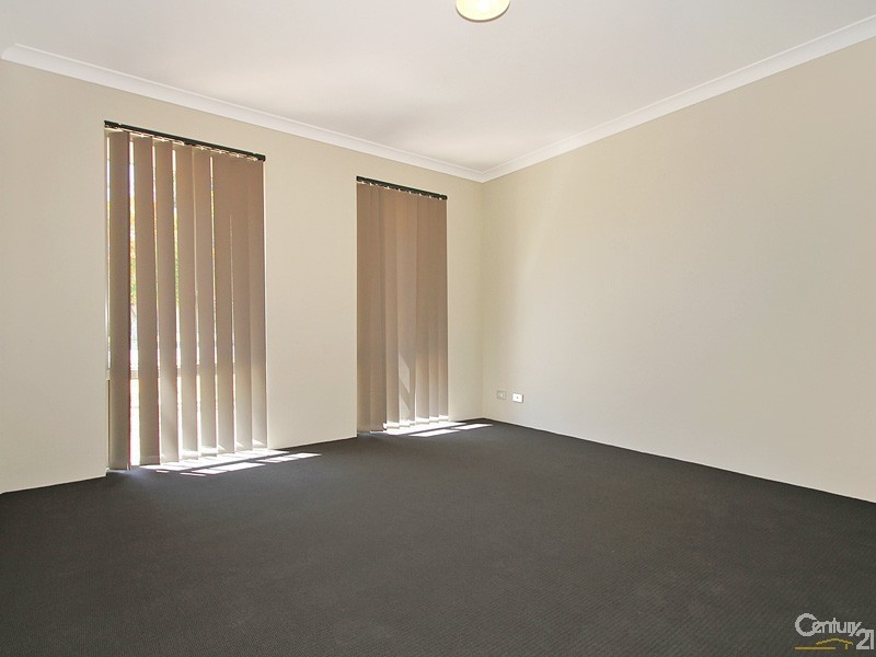 1/49 Schruth Street, Kelmscott WA 6111