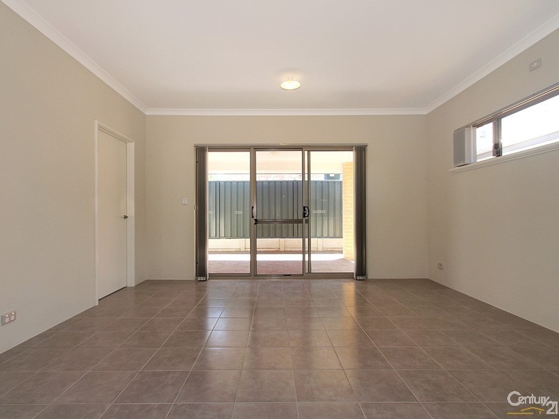 3/49 Schruth Street, Kelmscott WA 6111