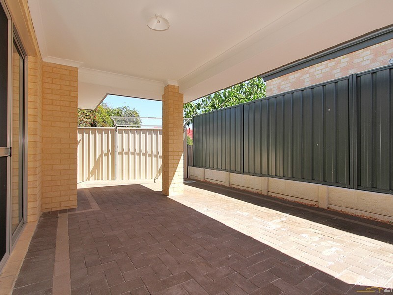 3/49 Schruth Street, Kelmscott WA 6111