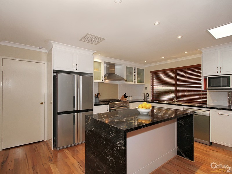 48 Blackwood Drive, Mount Nasura WA 6112