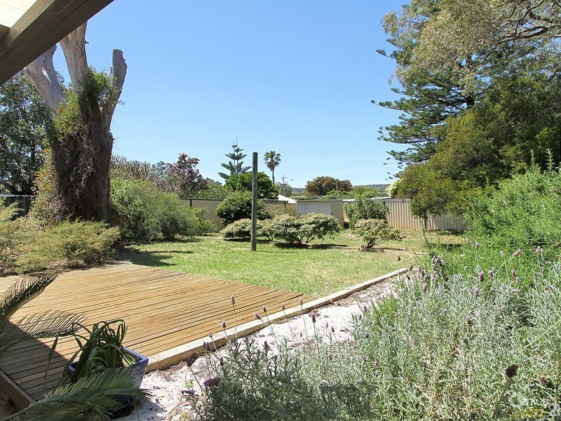 19b Benjamin Street, Armadale WA 6112